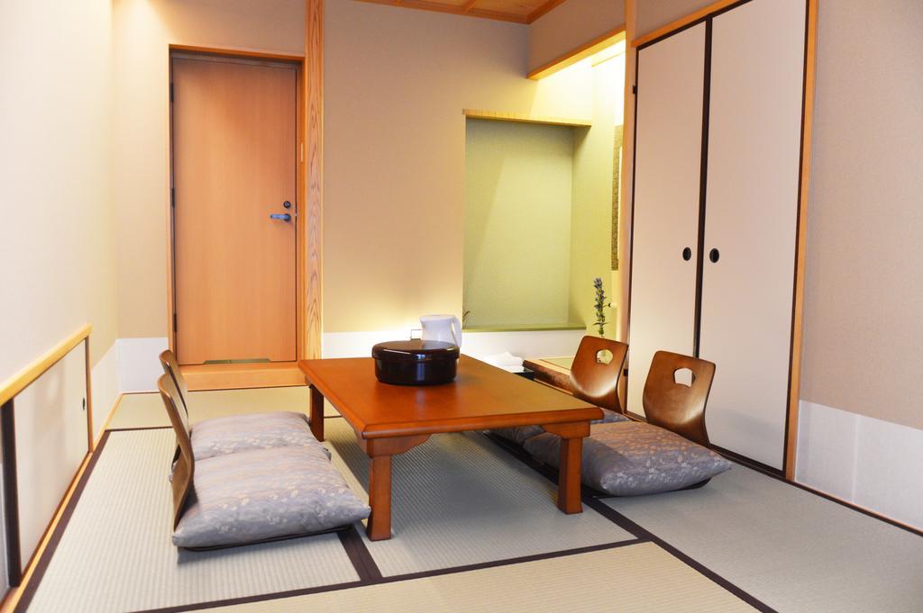 Matsubaya Ryokan Kyoto Exterior photo